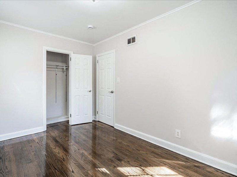 Gallery Photo 32